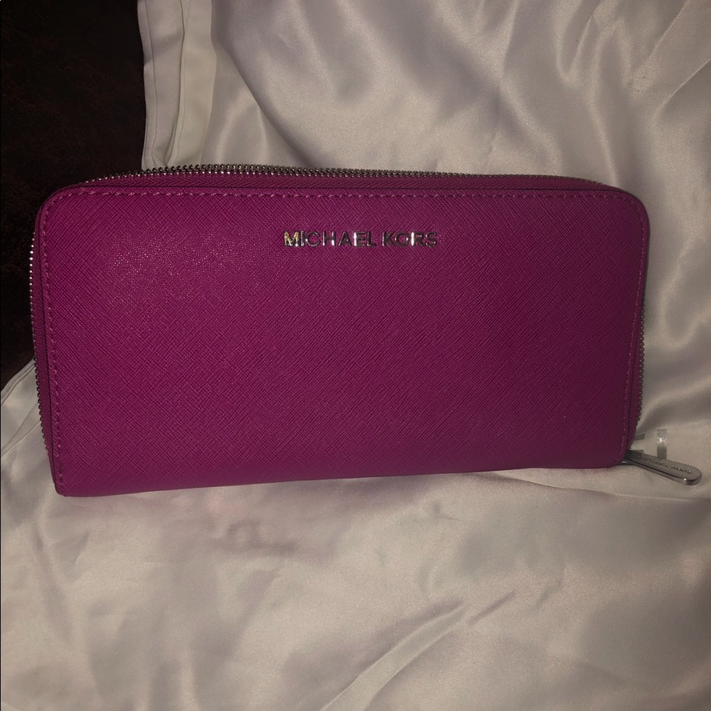 Michael Kors Pink Wallet